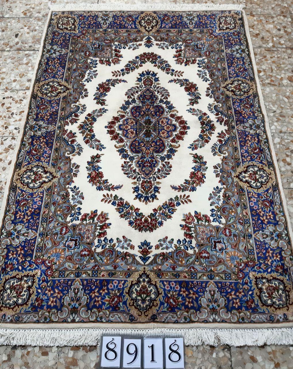 Handmade Persian Rug 8918