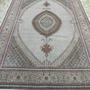 Handmade Persian Rug 6265
