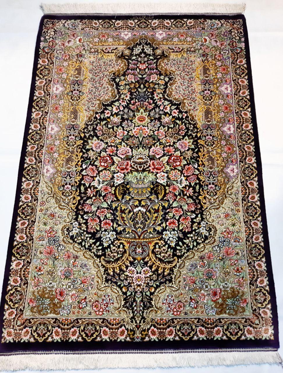 Silk Persian Rug 10529